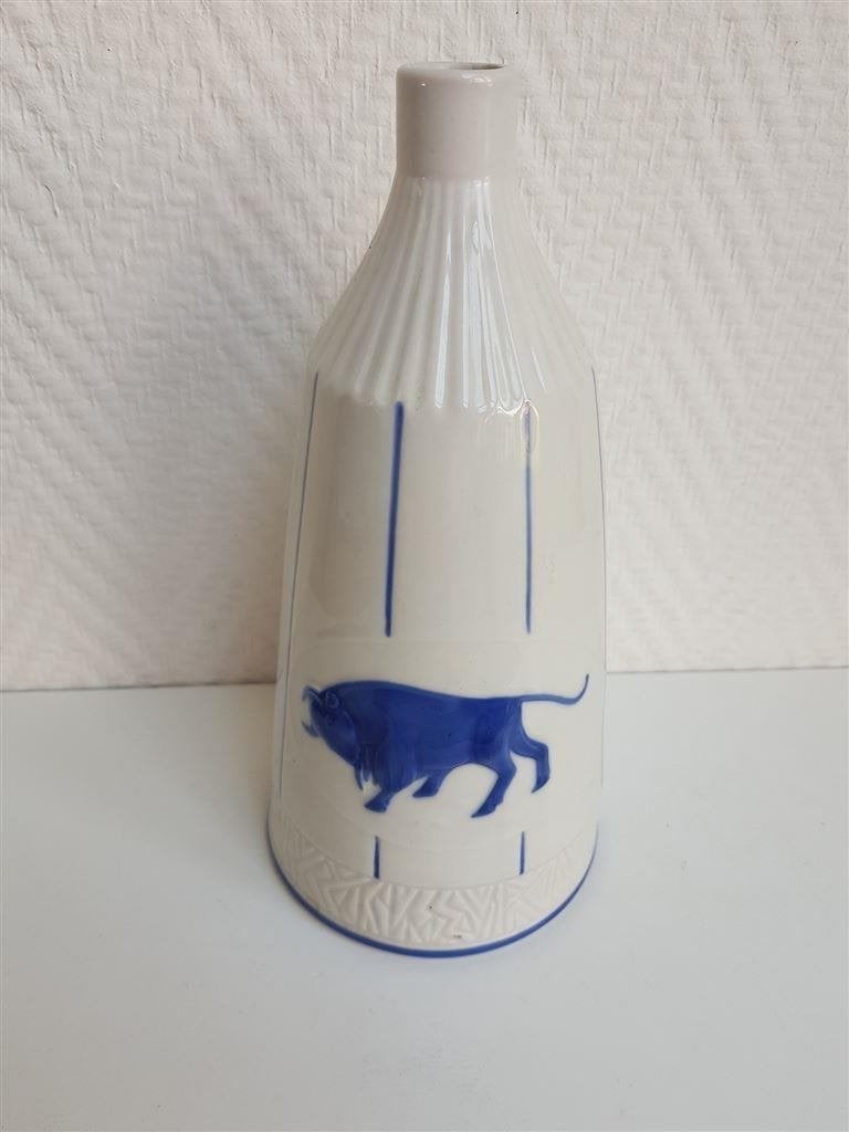 Karaf Bull Buffalo Bison blauw, Wallendorf, Wallenberg, wodk, Gebruikt, Ophalen of Verzenden, Bord(en), Overige stijlen