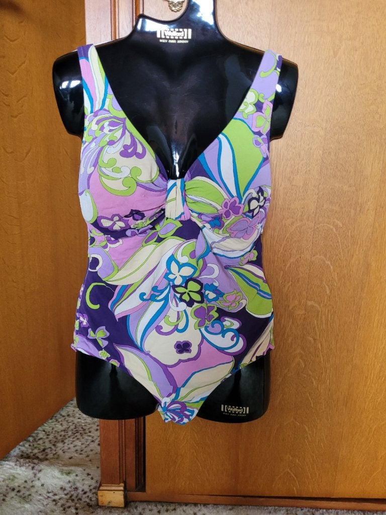 Atlantique badpak vrolijke kleuren 46 (5), Kleding | Dames, Badmode en Zwemkleding, Atlantique, Meerkleurig, Badpak, Ophalen of Verzenden
