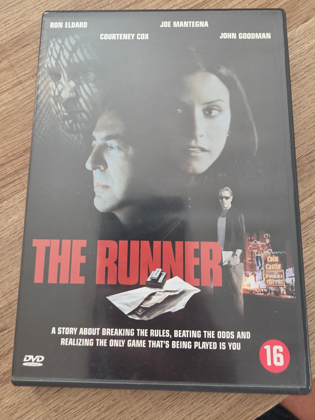 The runner , Courteney cox, Alle leeftijden, Ophalen of Verzenden, Zo goed als nieuw