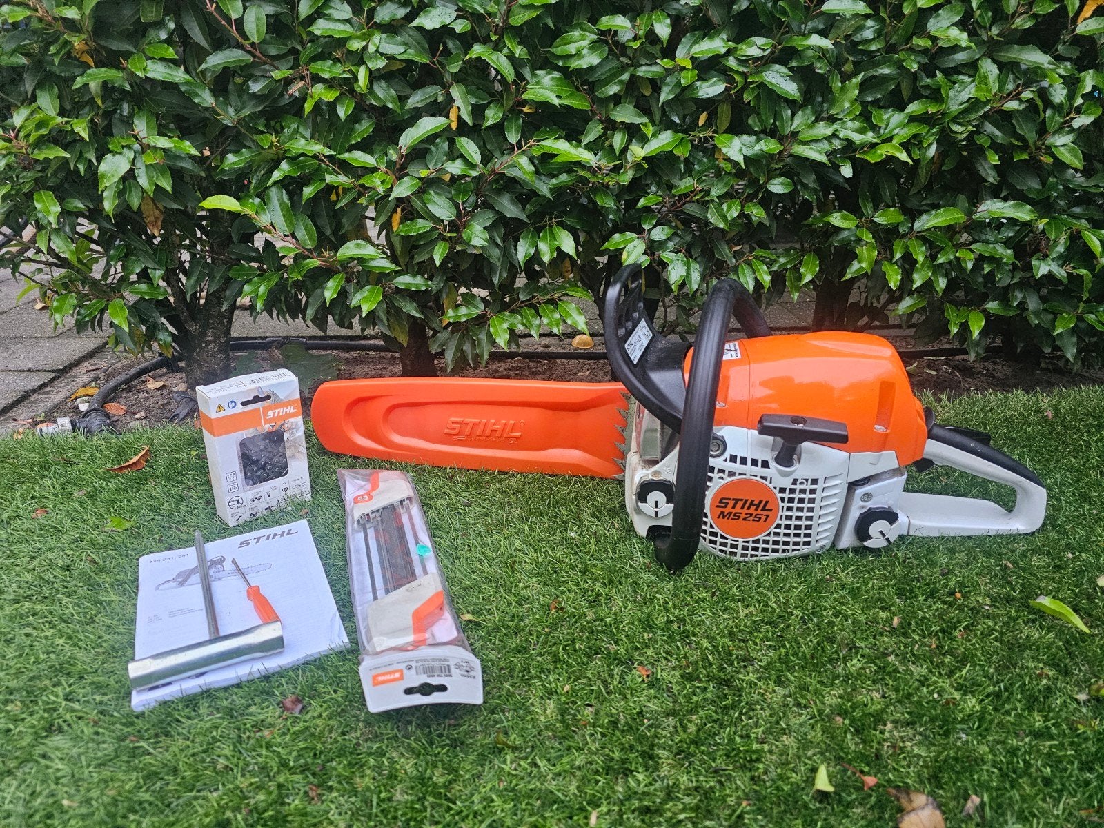 Z.g.a.n. Stihl MS251 Kettingzaag, Ophalen, Zo goed als nieuw
