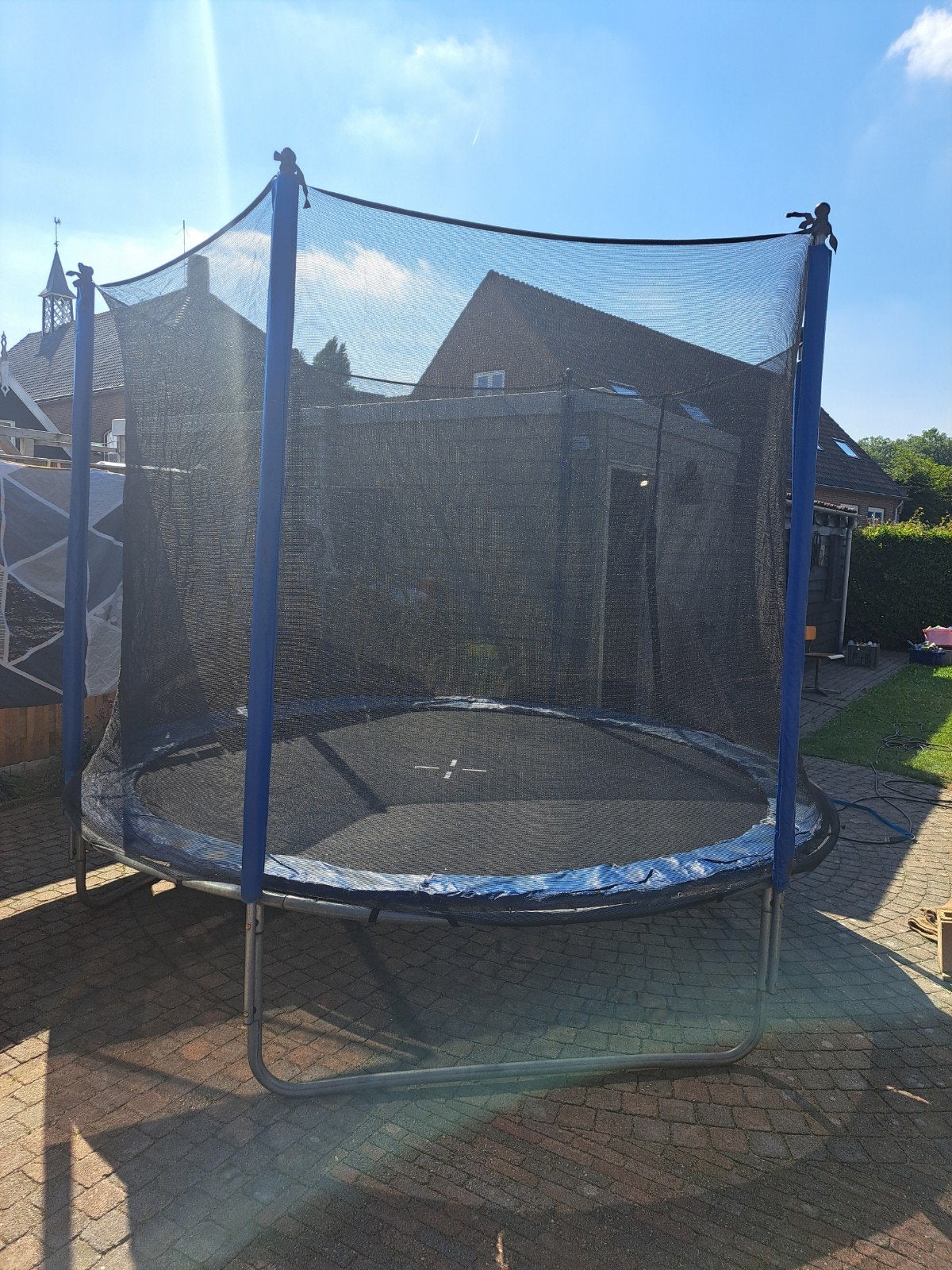 Trampoline 305 cm met veiligheidsnet (veer en rand defect), Ophalen, Gebruikt