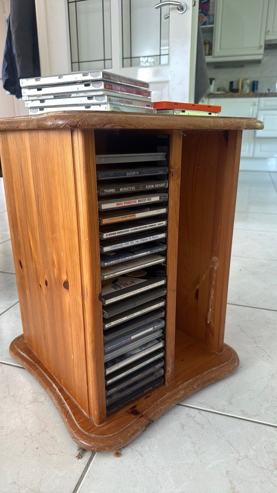CD’s jaren ‘80, ‘90 en ‘00 inclusief meubel, Ophalen of Verzenden, Zo goed als nieuw, Overige genres, 1 bandje