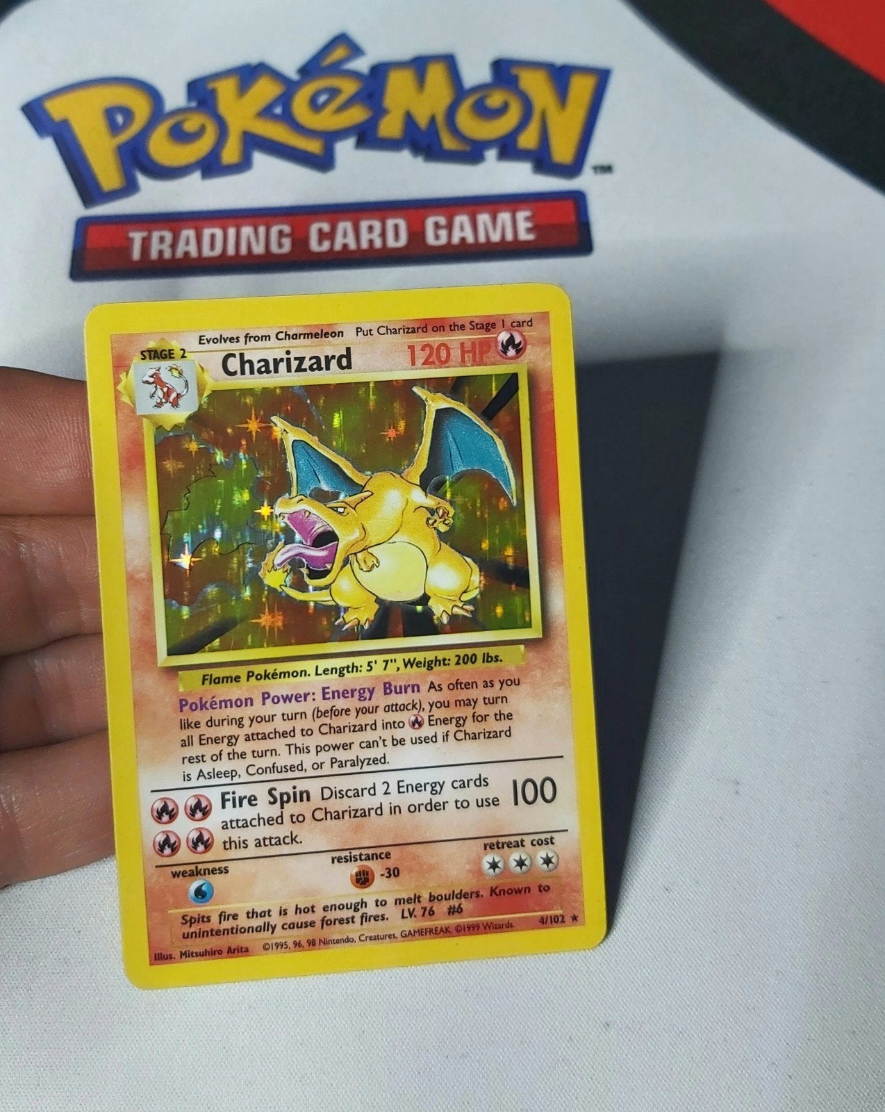 Charizard Holo Rare, Base Set 1999, Hobby en Vrije tijd, Verzamelkaartspellen | Pokémon, Zo goed als nieuw, Losse kaart, Foil