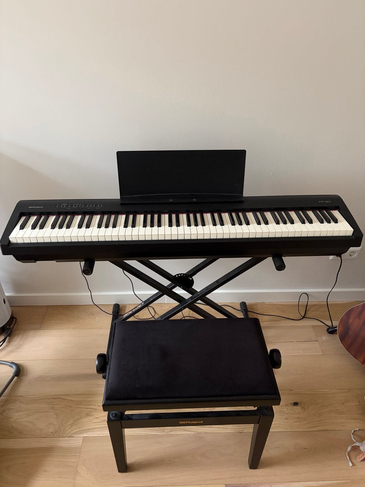 Roland FP30 elektrische piano zwart met onderstel en kruk, Muziek en Instrumenten, Zwart, Digitaal, Ophalen of Verzenden, Zo goed als nieuw