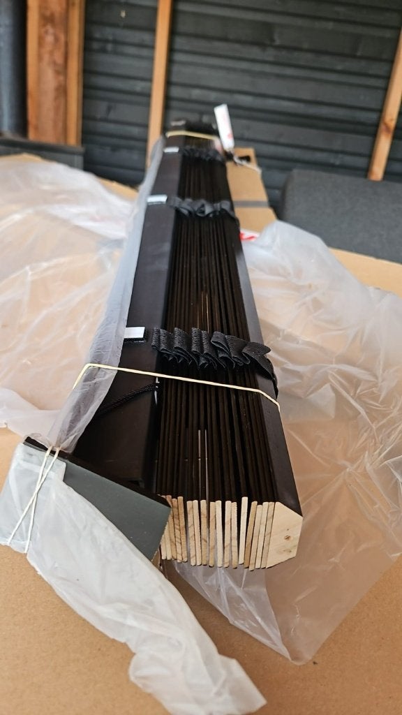 NIEUW in doos! zwart houten jaloezie + band 137cm. b x 80 h, Jaloezie, Overige merken, 80 cm, 137 cm