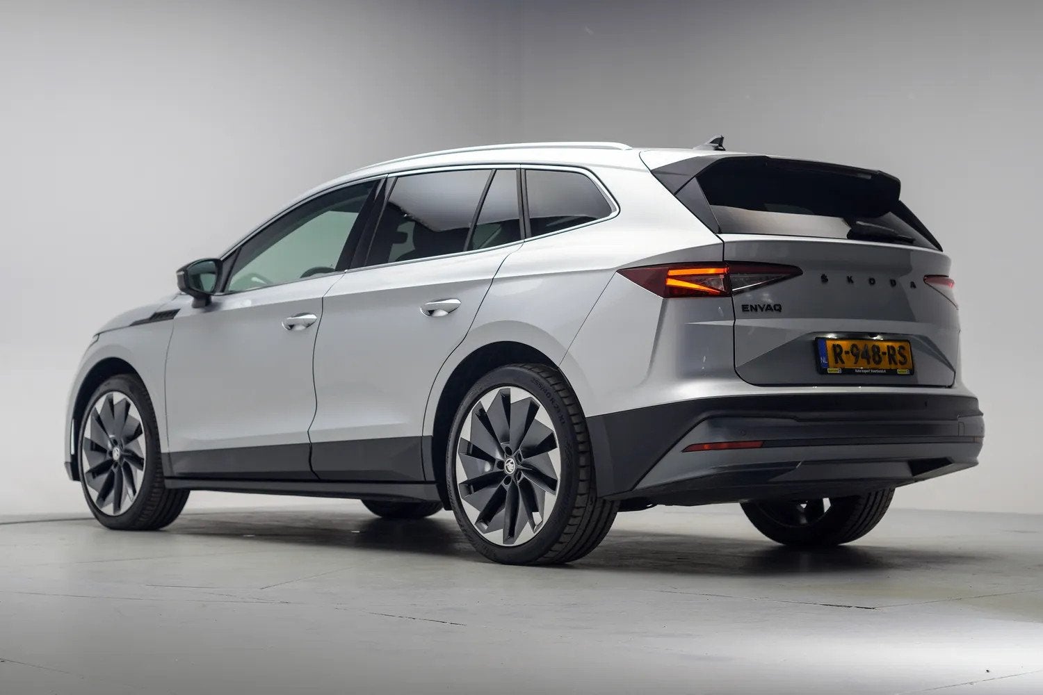 Skoda Enyaq iV 80 Comfort Plus [ Navi Carplay / Android Stuu, Auto's, 0 cilinders, Gebruikt, Handgeschakeld, SUV of Terreinwagen