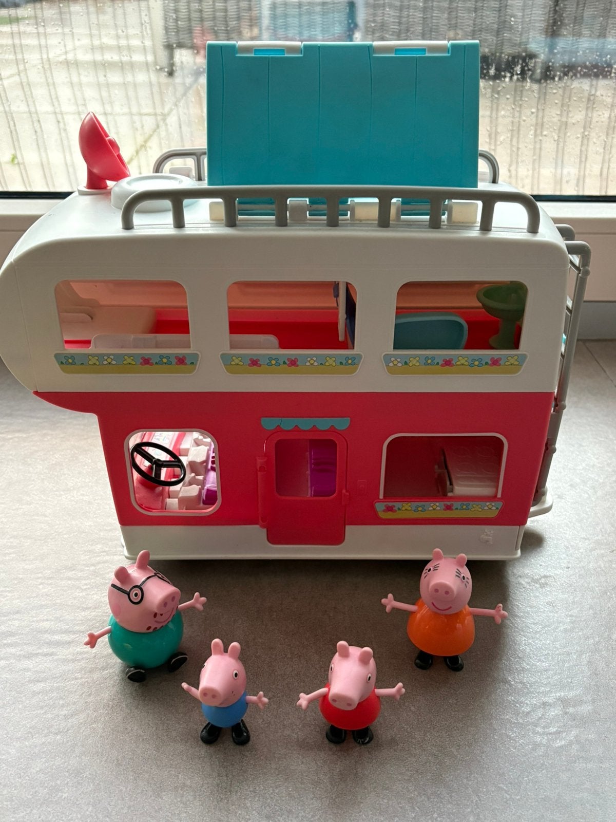 Peppa Pig Camper, Ophalen, Zo goed als nieuw, Poppenhuis