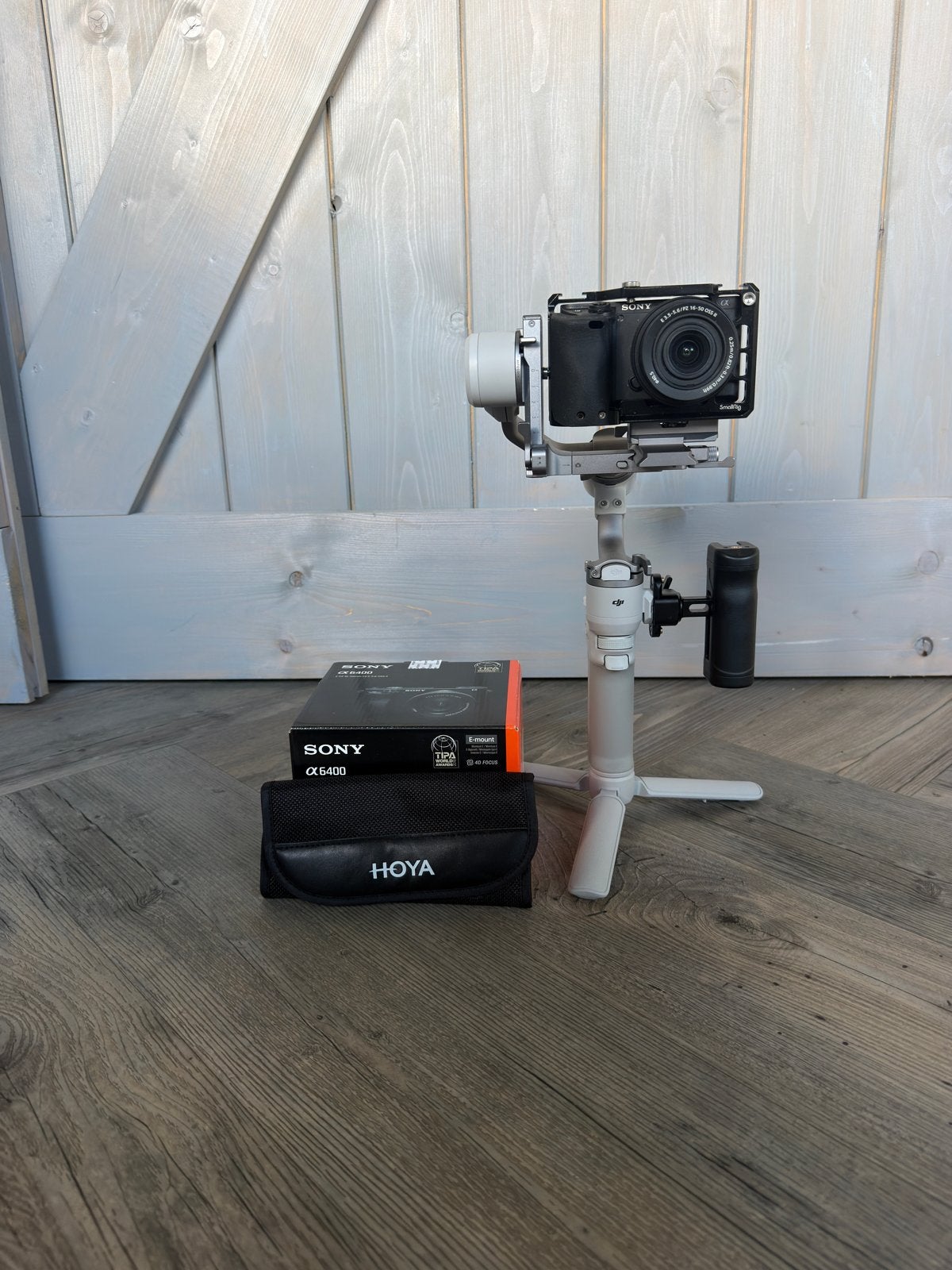 Sony a6400 met DJI Ronin RS4 Mini en Hoya filterset, Audio, Tv en Foto, Verzenden, Oplader, Beeldstabilisatie, Nieuw