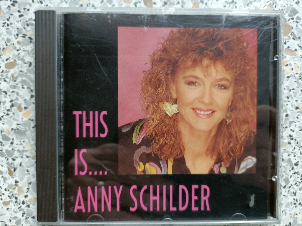 Een CD van de Nederlandse zangeres This is....Anny Schilder., Gebruikt, Pop, Ophalen of Verzenden, Inclusief doosje