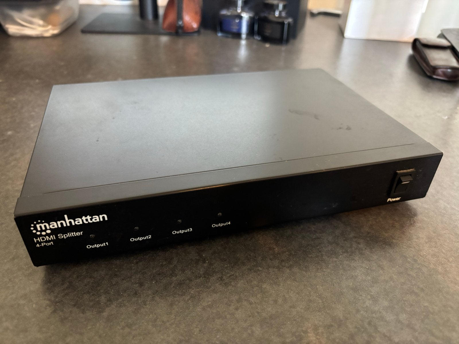 Manhattan HDMI Splitter 4-Poorts, Ophalen of Verzenden, Zo goed als nieuw, Minder dan 2 meter, Overige kabels