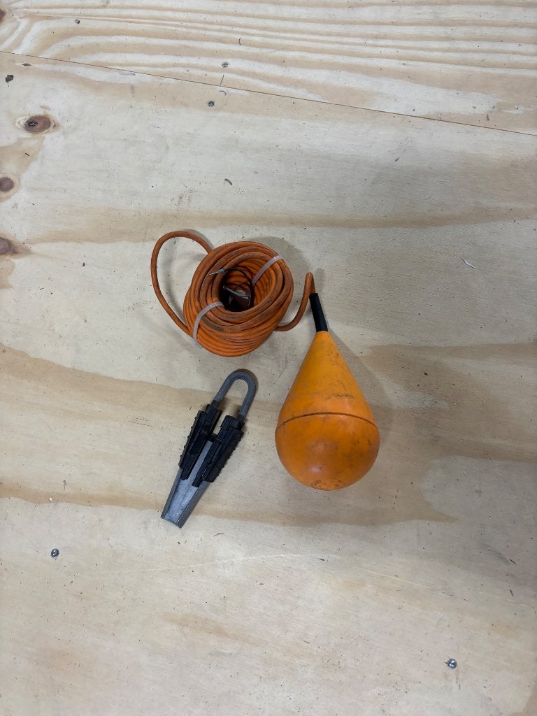 Vlotter drijfbal 250V 5A T 80 CE met houder klem voor kabel, Ophalen of Verzenden, Nieuw, Overige typen