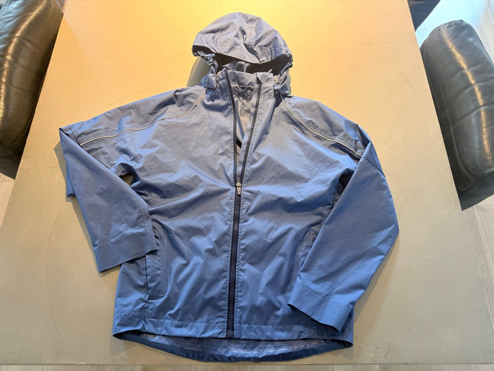 Decathlon Kiprun regenjas maat 151-160 cm, Ophalen of Verzenden, Zo goed als nieuw