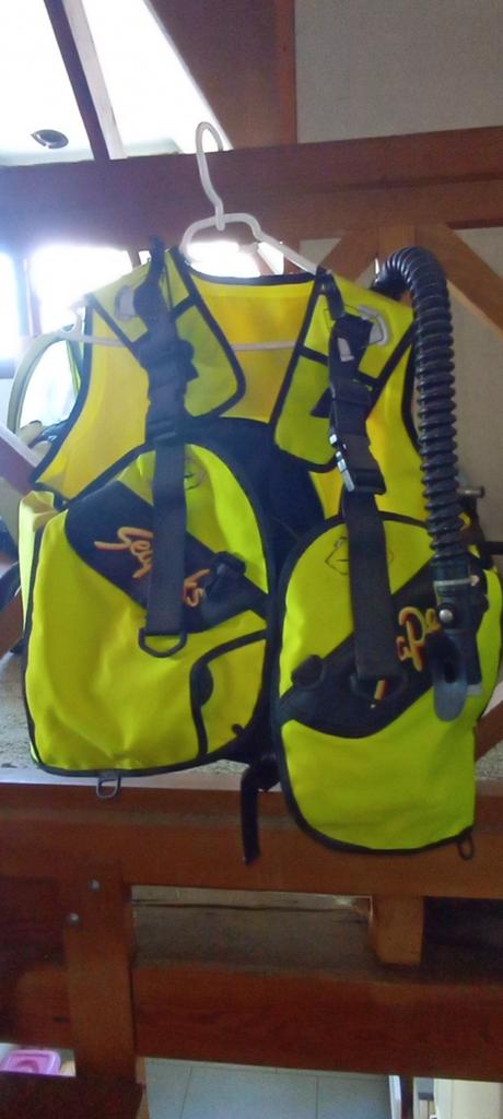 Duikvest, Ophalen of Verzenden