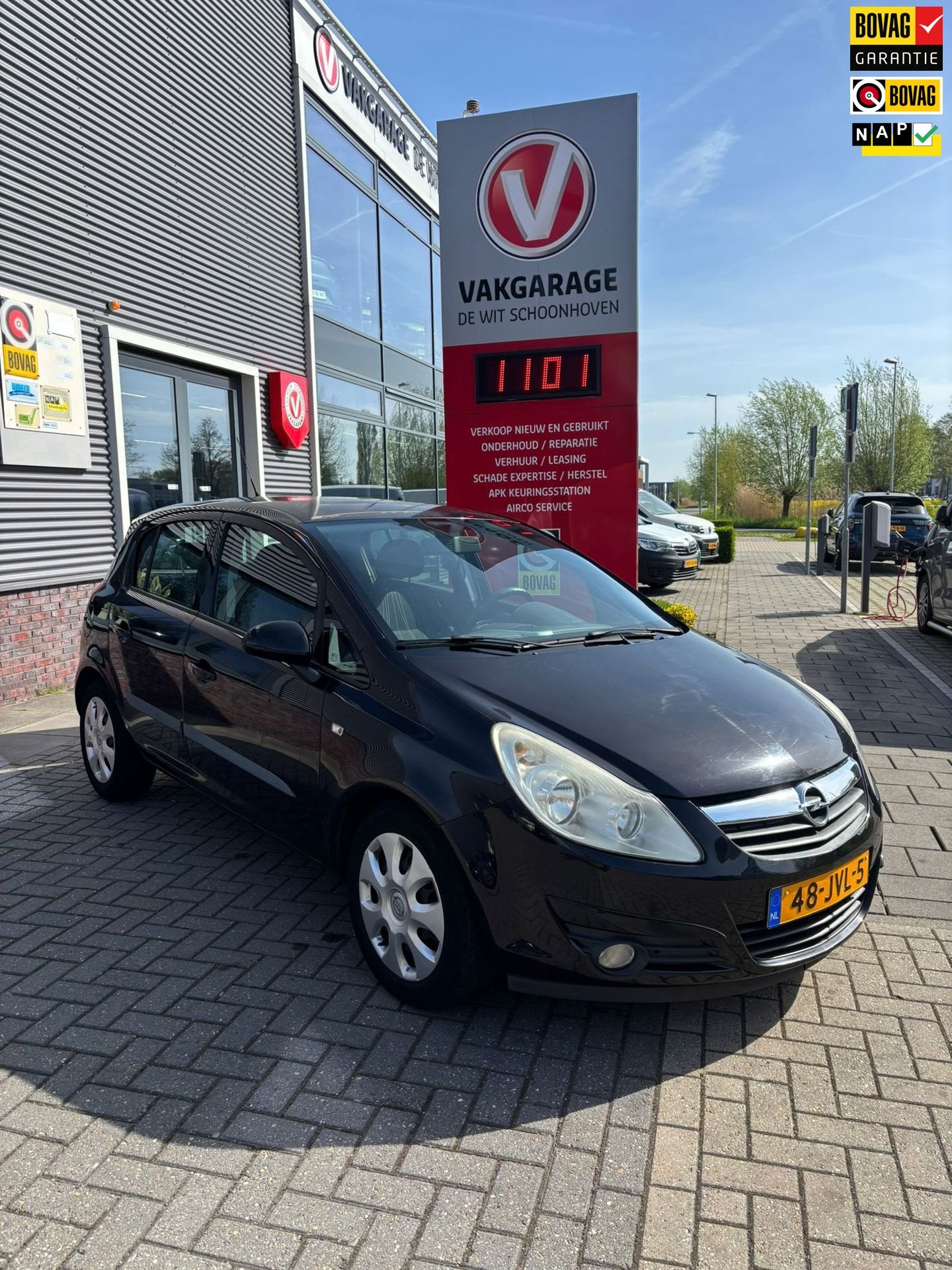 Opel Corsa 1.2-16V Edition / Automaat / Airco / Radio, Stof, Gebruikt, Zwart, 4 cilinders