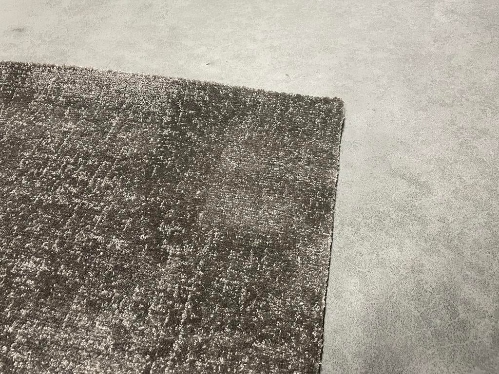 Viscose karpet / vloerkleed donkergrijs 160x230, Huis en Inrichting, Stoffering | Vloerbedekking, Nieuw, Ophalen of Verzenden