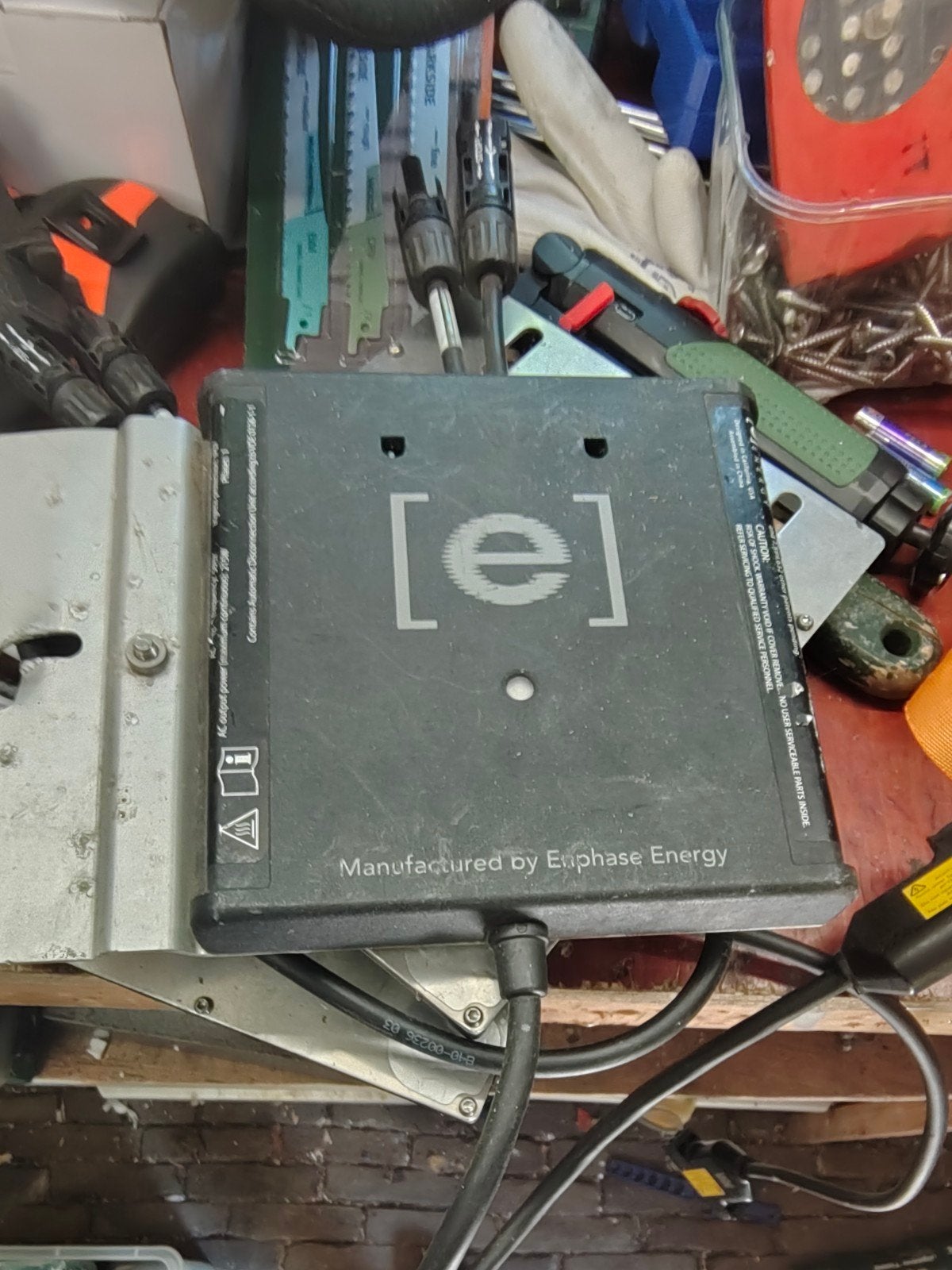 3x Enphase M250 Micro-omvormer voor  zonnepanelen, Doe-het-zelf en Verbouw, Elektra en Kabels, Ophalen of Verzenden, Gebruikt