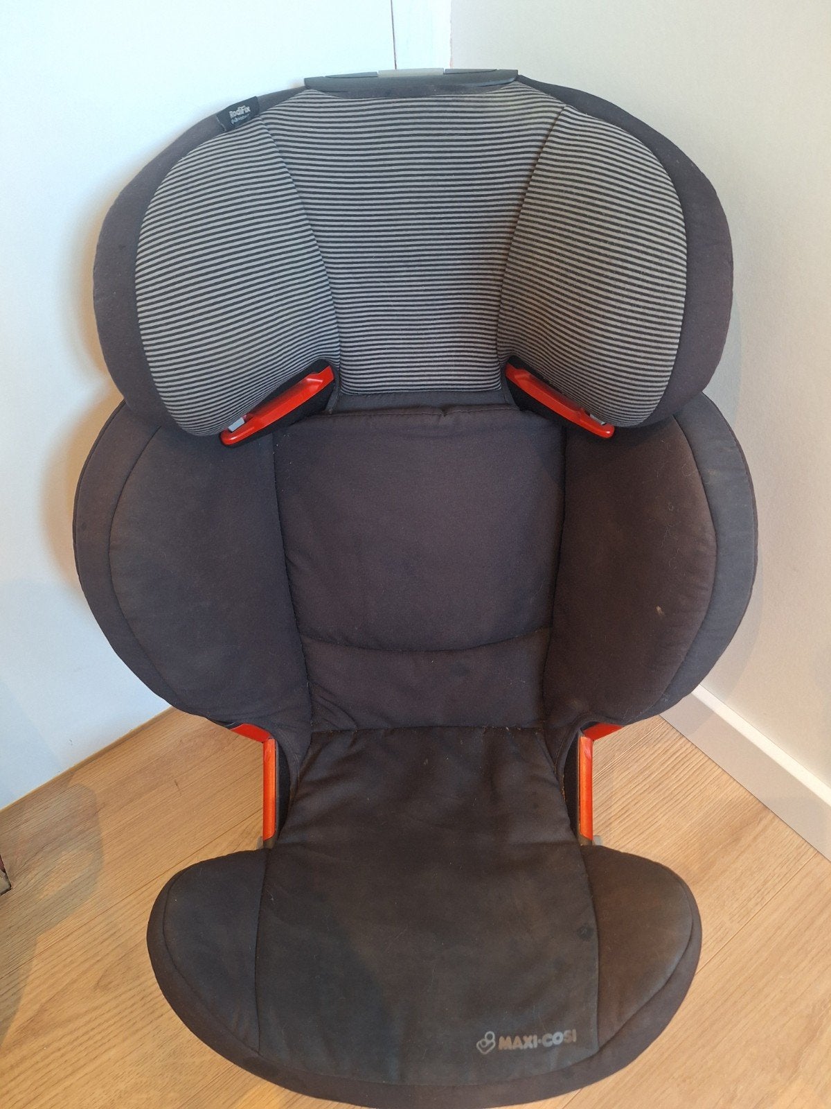 Maxi-Cosi RodiFix autostoel - Zwart - Isofix, Ophalen, Gebruikt, 15 t/m 36 kg, Zijbescherming