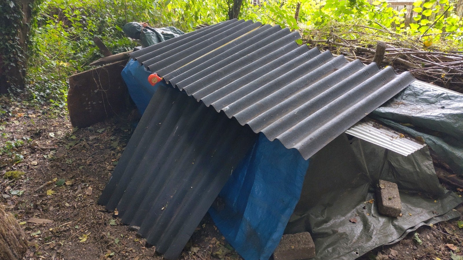 Restant golfplaten en dakplaat, Ophalen, Zwart, Minder dan 5 m², Golfplaat