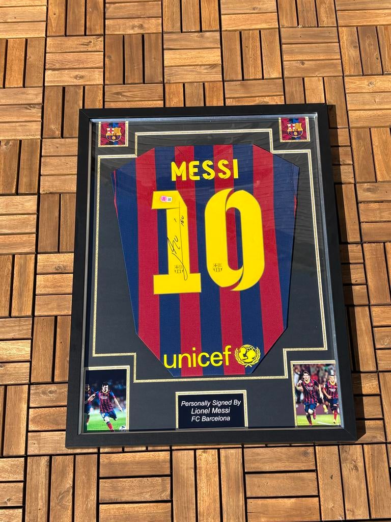 Gesigneerd & Ingelijst Lionel Messi FC Barcelona Shirt, Ophalen of Verzenden, Zo goed als nieuw, Buitenlandse clubs, Shirt