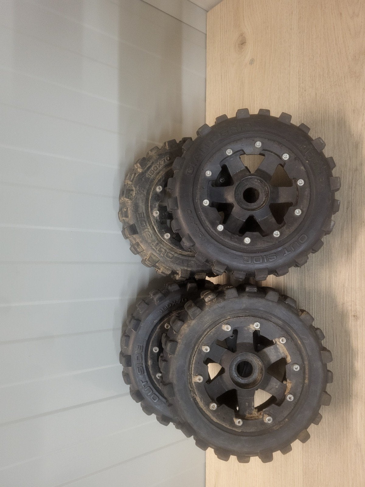 losi 5ive T wielen, Hobby en Vrije tijd, Ophalen of Verzenden, Zo goed als nieuw, Overige schalen, Onderdeel