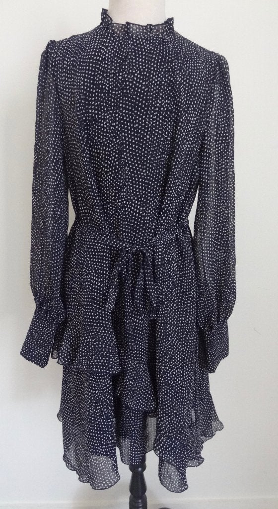 Mooie nieuwe blauwe jurk met witte stippen vero moda maat s, Kleding | Dames, Jurken, Blauw, Vero Moda, Nieuw, Ophalen of Verzenden