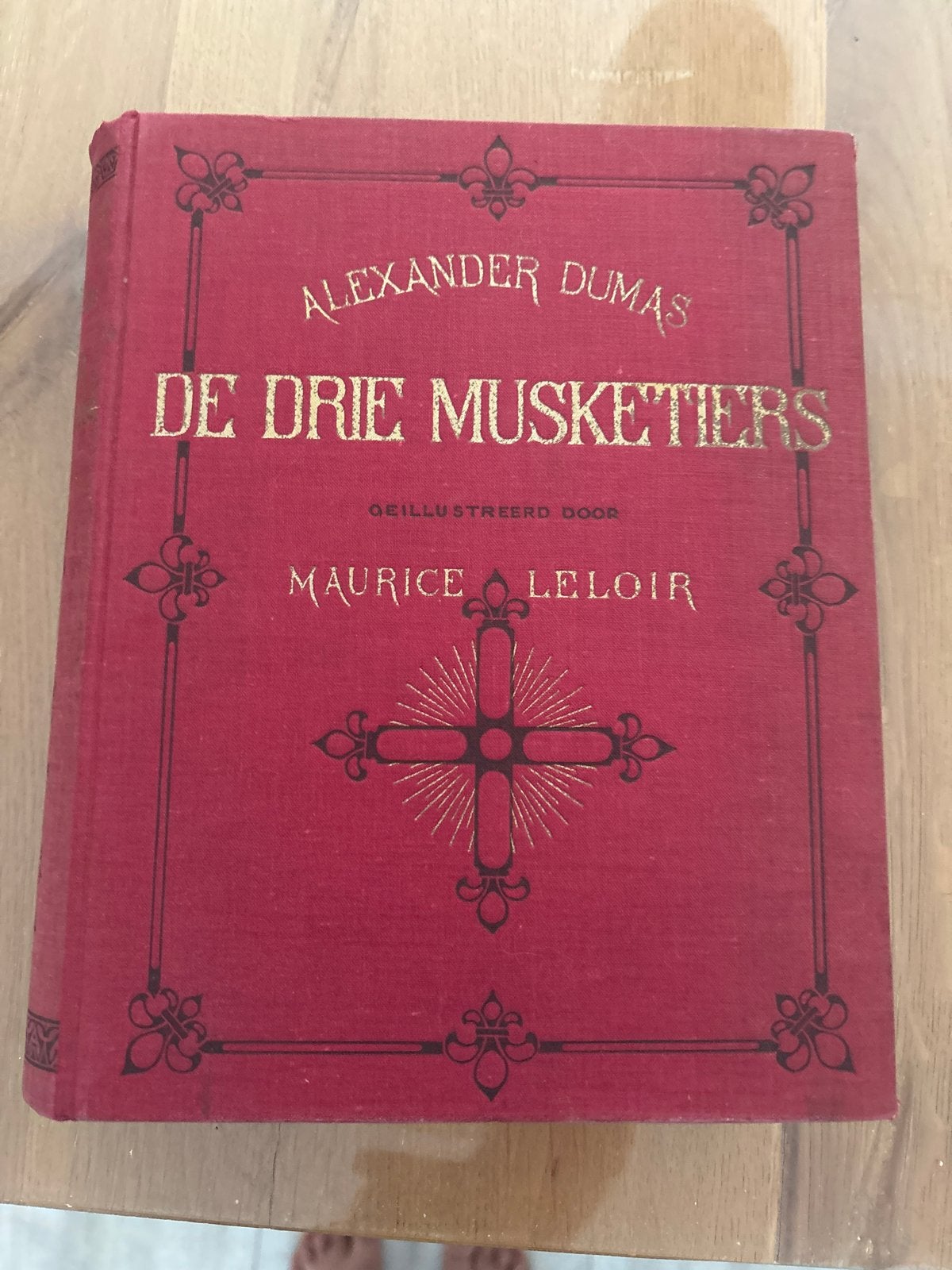 De Drie Musketiers - Alexander Dumas (Geïllustreerd), Boeken, Ophalen, Gelezen, Europa overig