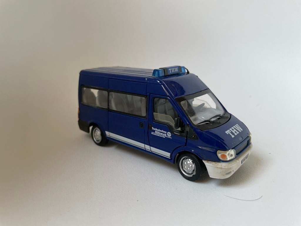 model Ford Transit Schuco 1/43, blauw, THW-uitvoering, Hobby en Vrije tijd, Modelauto's | 1:43, Gebruikt, Auto, Schuco, Ophalen of Verzenden