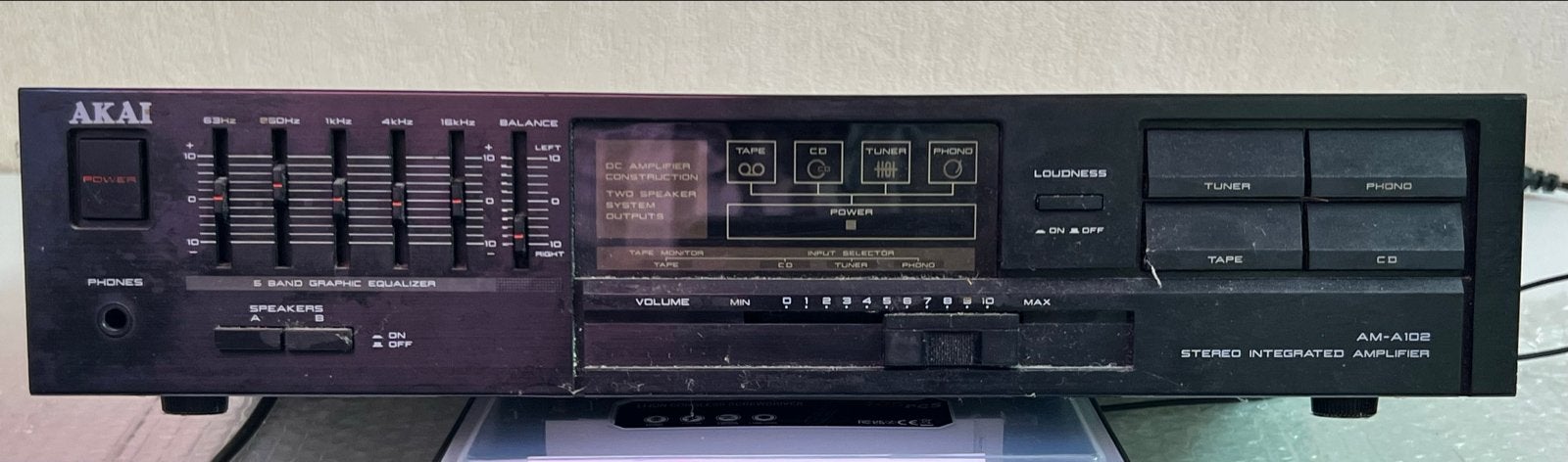 AKAI AM-A102 Stereo Geïntegreerde Versterker, Audio, Tv en Foto, Versterkers en Receivers, Overige merken, Gebruikt, Ophalen of Verzenden
