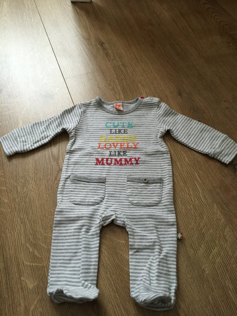 Boxpak maat 62, Ophalen, Zo goed als nieuw, Jongetje of Meisje, Pakje