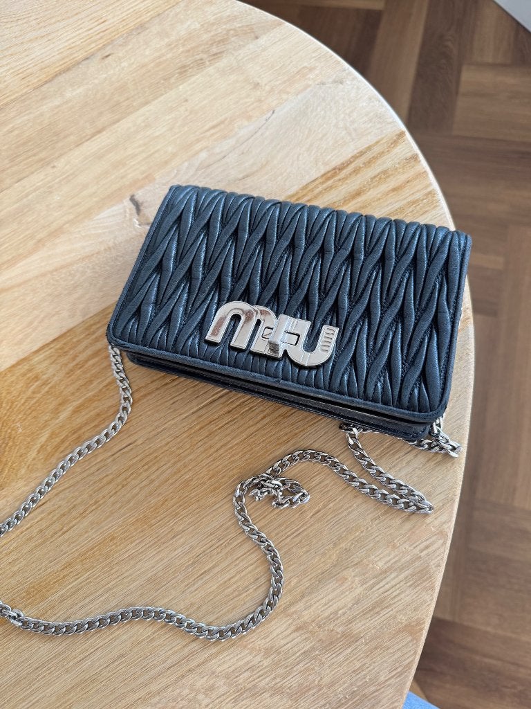 Miu Miu tas authentic, Sieraden, Tassen en Uiterlijk, Ophalen of Verzenden, Gebruikt, Zwart, Handtas