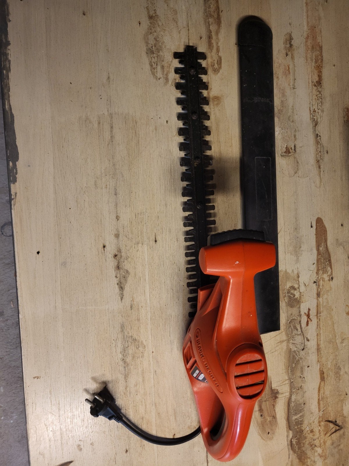 Heggenschaar Black en decker, Ophalen, Gebruikt, Elektrisch
