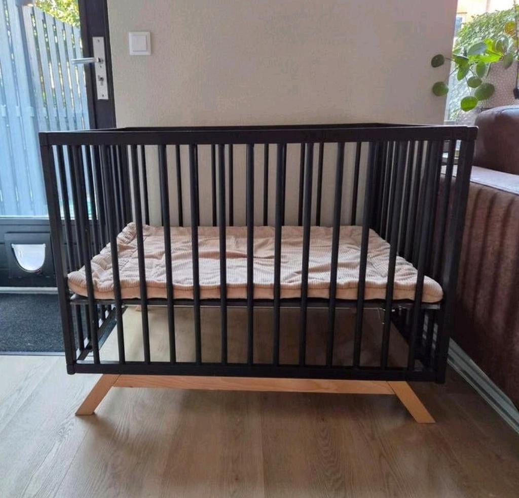 Moet weg! Prenatal box - Zo goed als nieuw, Kinderen en Baby's, Boxen, Ophalen, Zo goed als nieuw