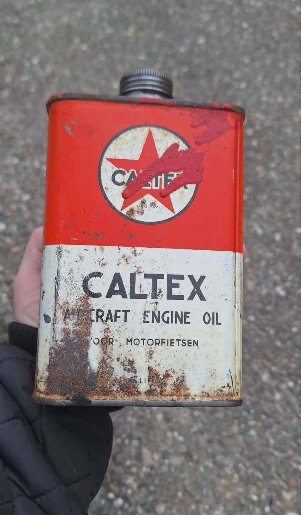 Vintage Caltex Aircraft Engine Oil blik, verzamelobject️., Verzamelen, Ophalen of Verzenden, Gebruikt, Overige, Overige merken