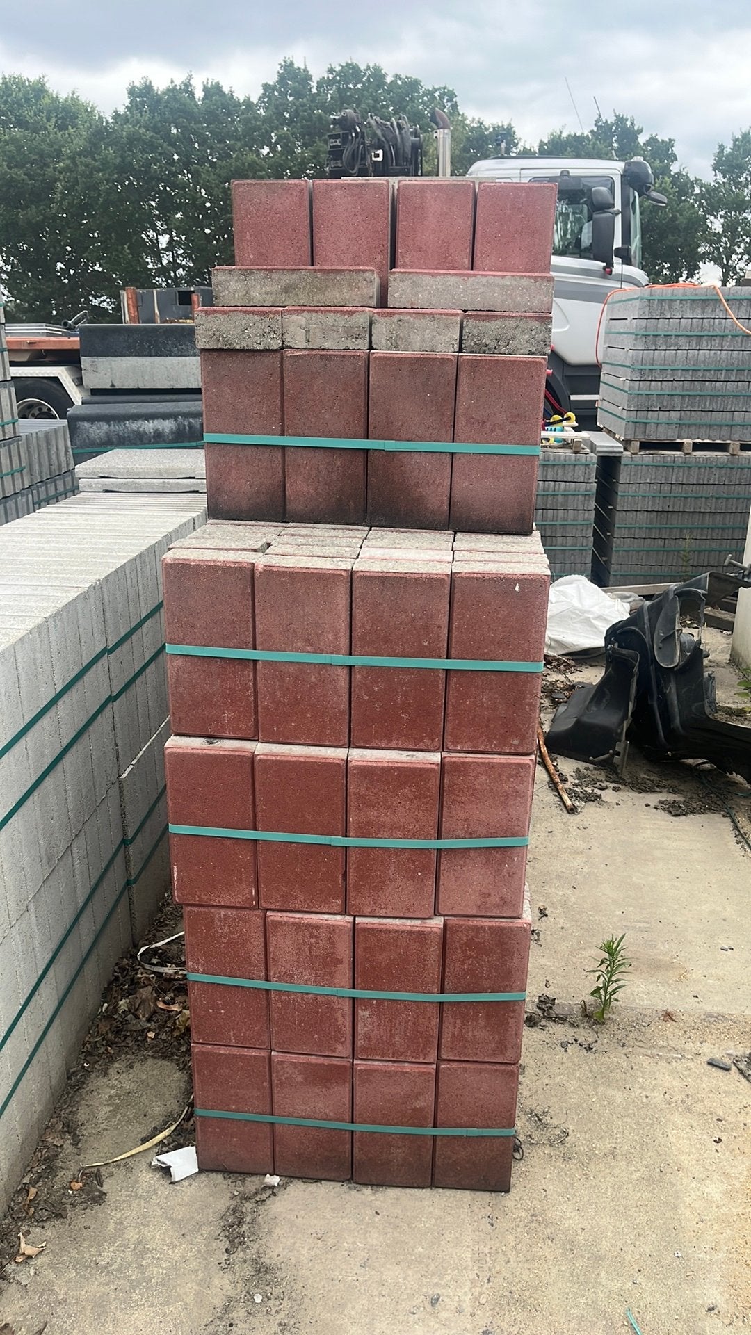 nieuwe betontegels 30 x 15 x 7 cm, Ophalen of Verzenden, Zo goed als nieuw, Beton, Terrastegels
