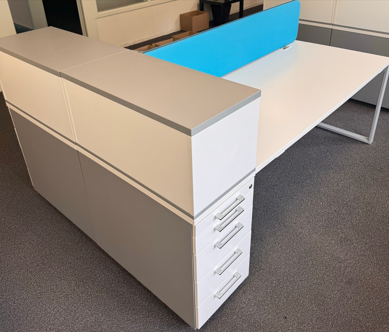 3x MDD Yan Z Bureau-eiland (220x160) - Wit/Aluzilver + Blauw, Huis en Inrichting, Ophalen, Gebruikt, Scheidingswand, Metaal