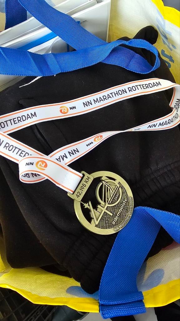 NN Marathon Rotterdam Medaille 2024 - Finisher, Ophalen of Verzenden, Zo goed als nieuw