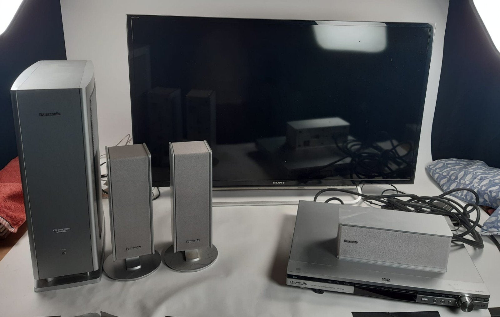 Panasonic SA-HT500 DVD Home Theater Sound System en Sony TV, Gebruikt, Panasonic, 2.1-systeem, Ophalen of Verzenden