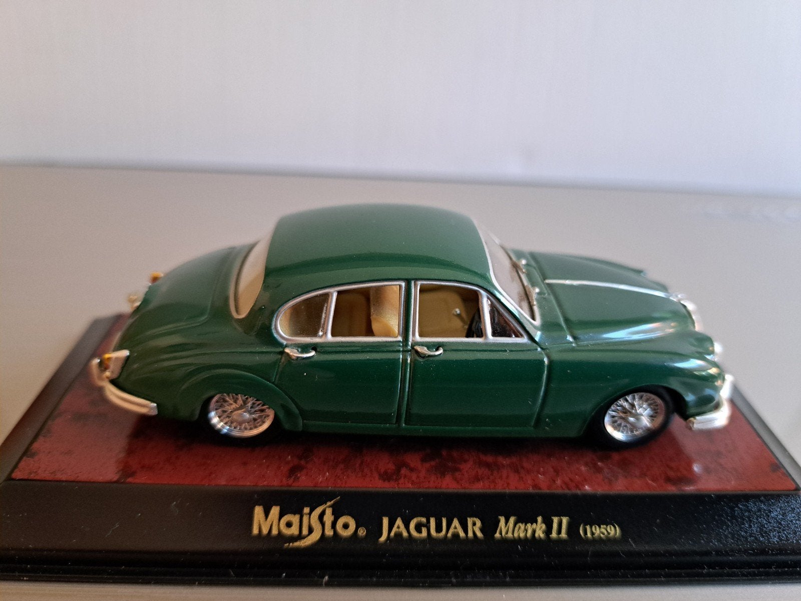 Jaguar Mark II uit 1959, Maisto 1:43, nieuw, Ophalen of Verzenden, Nieuw, Auto, Overige merken