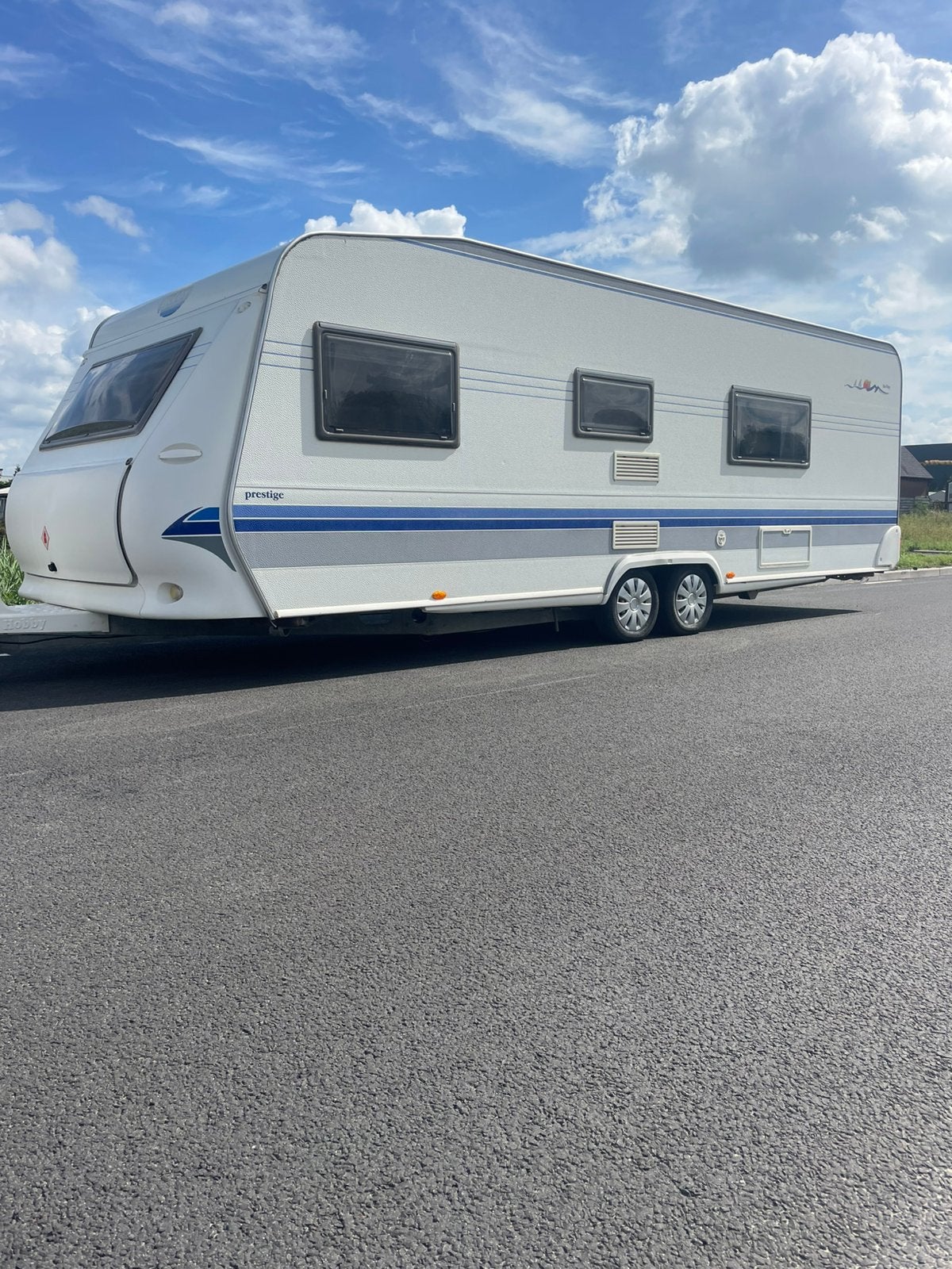 Hobby Tandemasser 650WFU 2005, Omvormbare zithoek, Rondzit, Hobby, 7 tot 8 meter