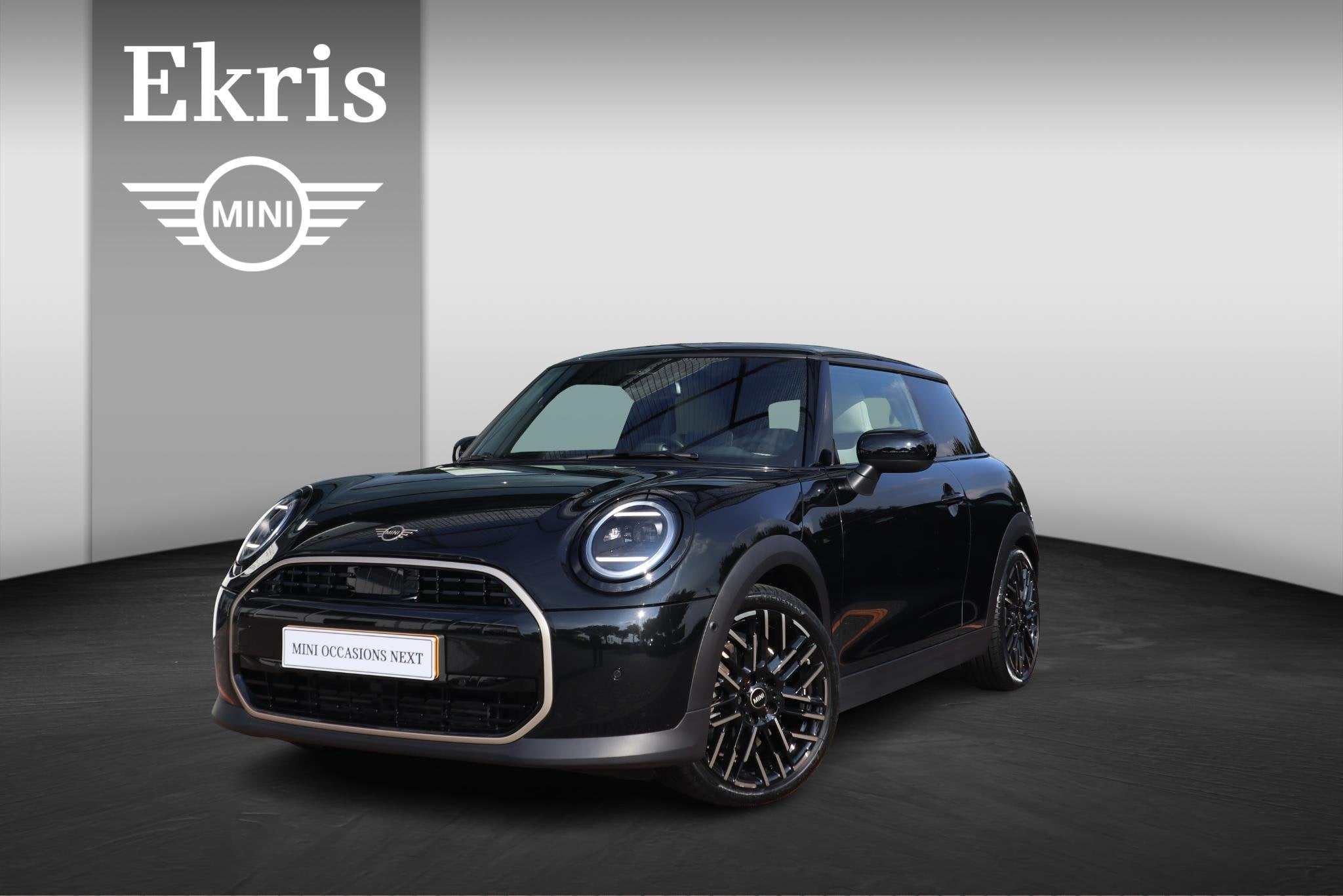 MINI 3-deurs Cooper C | Favoured Trim | Pakket M, Stof, Gebruikt, 156 pk, Met garantie (alle)