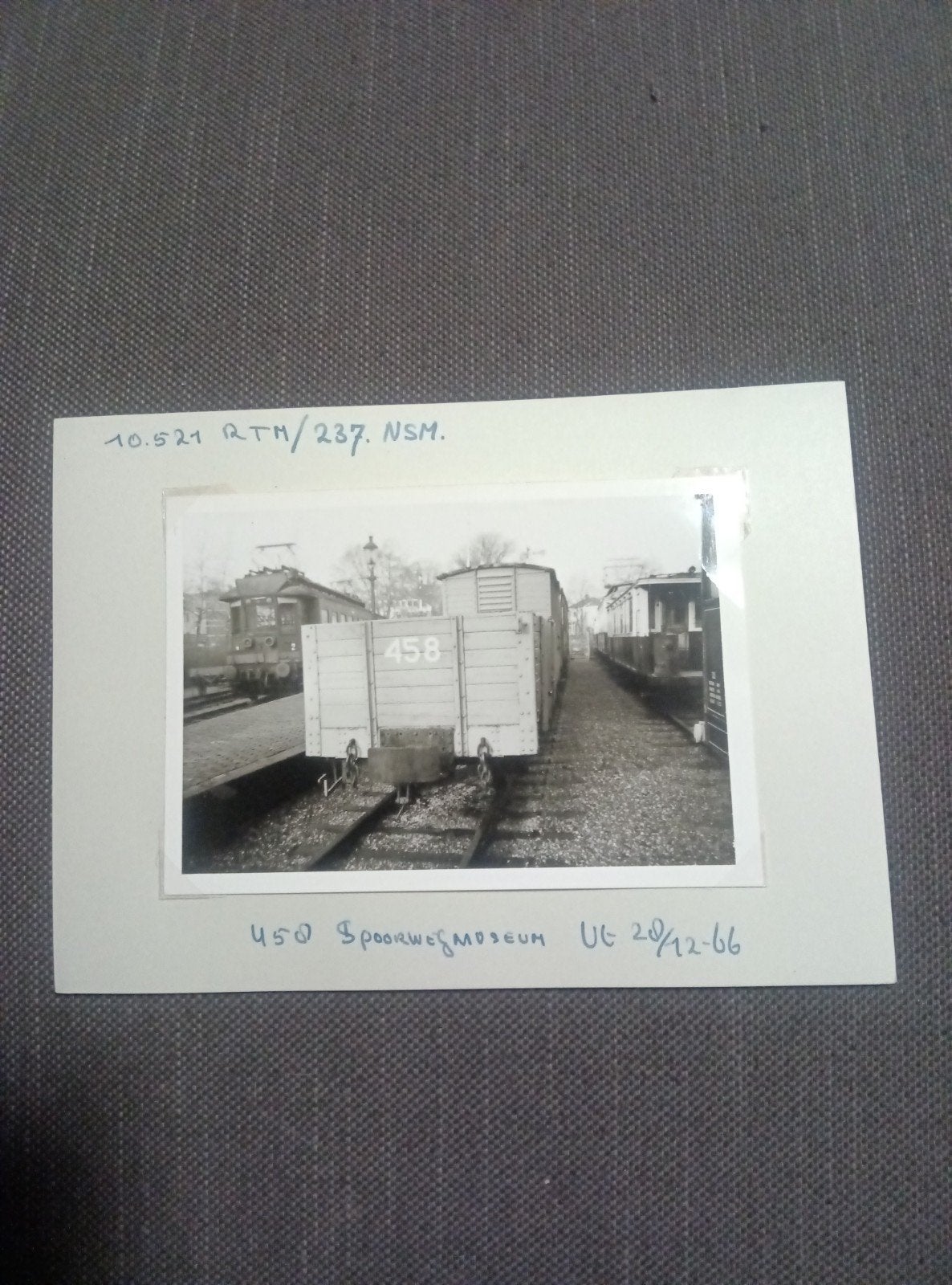 foto Spoorwegmuseum Utrecht 20/12/66, Ophalen of Verzenden, Gebruikt, Trein, Kaart of Prent