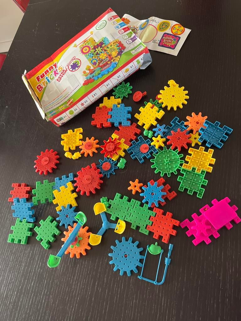 Funny Brix met batterij motor - Constructiespeelgoed, Kinderen en Baby's, Speelgoed | Bouwstenen, Gebruikt, Overige merken, Ophalen of Verzenden