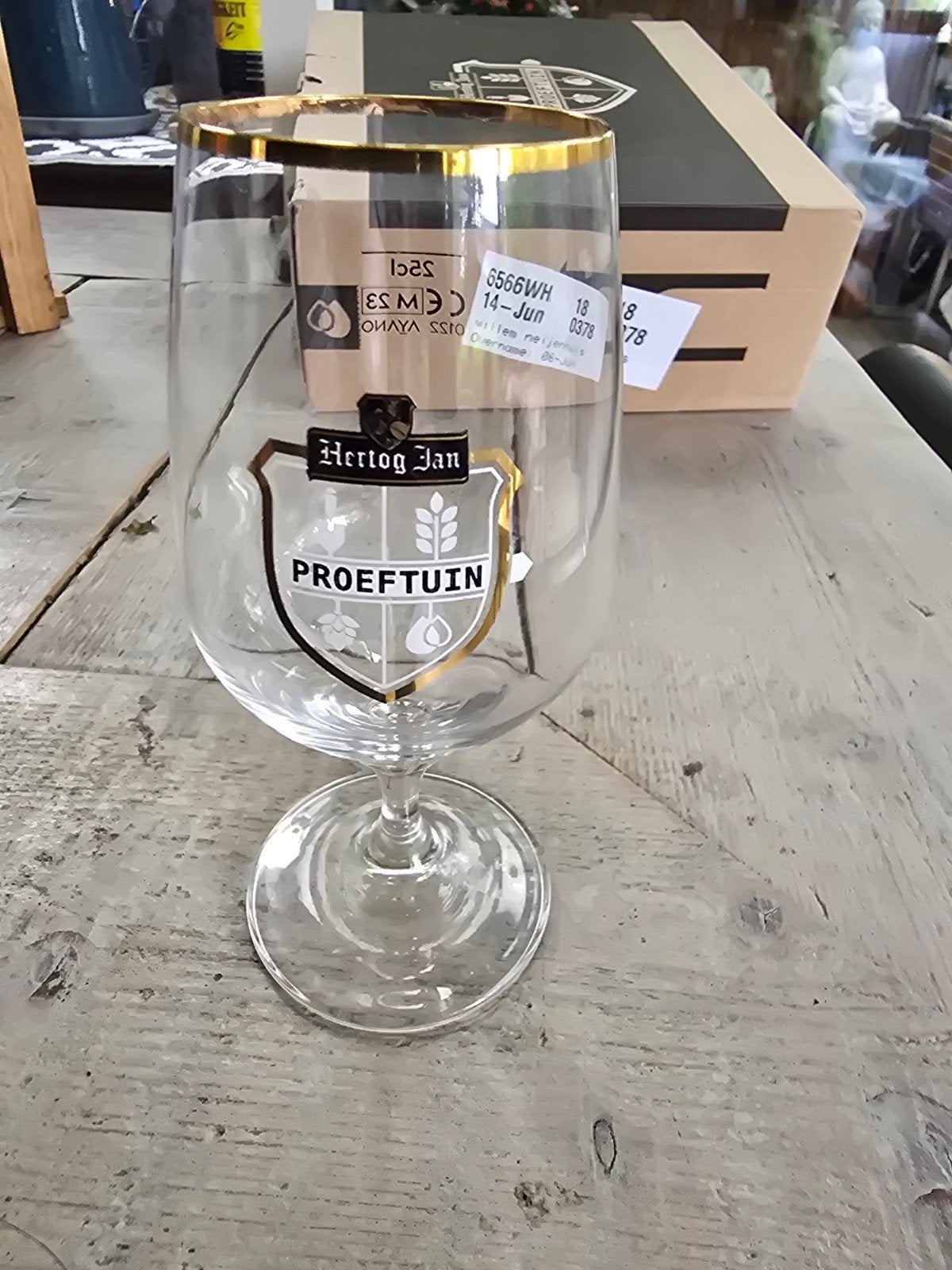 Hertog Jan Proeftuin Bierglas gezocht, Huis en Inrichting, Nieuw, Ophalen of Verzenden, Meerkleurig, Overige merken