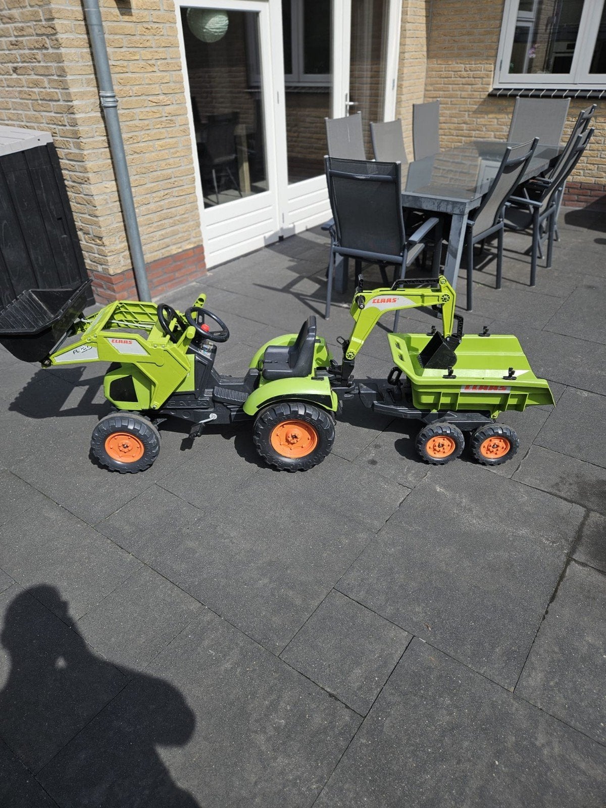 Claas traptractor met graafmachine en aanhanger, Ophalen, Gebruikt, Overige merken, Met kar of aanhanger