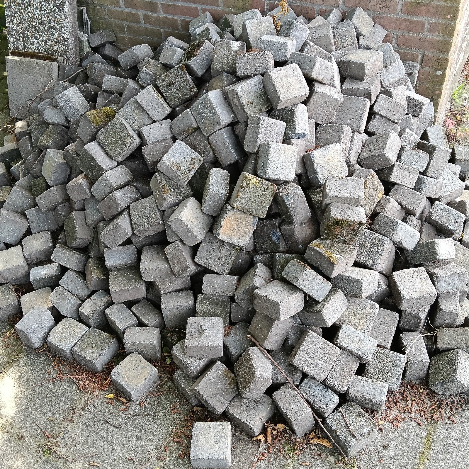 Terras klinkers, 10 bij 10 cm, grijs., Tuin en Terras, Tegels en Klinkers, Ophalen of Verzenden, Beton, Klinkers