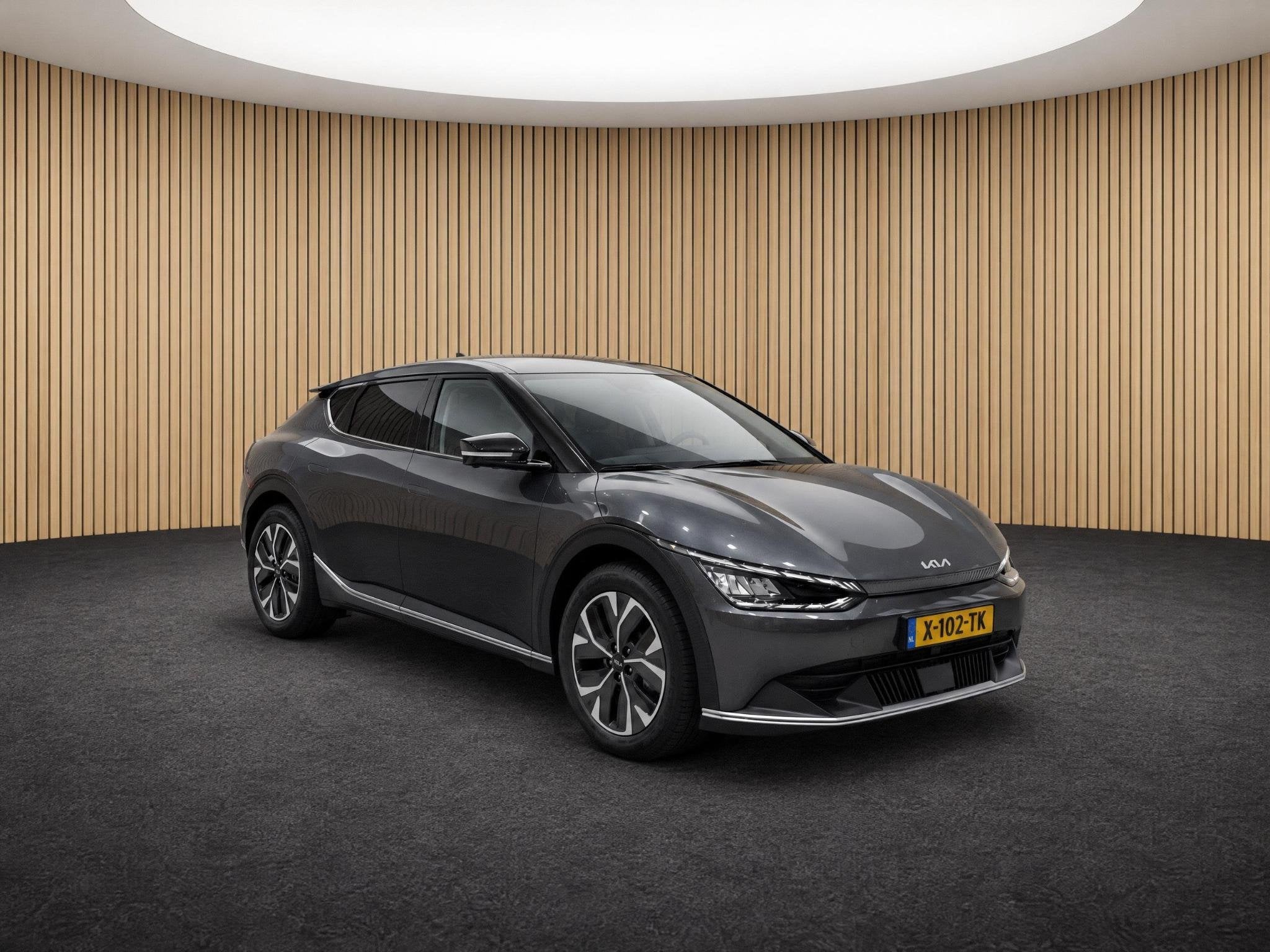Kia EV6 Light Edition 58 kWh Dealer onderhouden | Stoel + st, Auto's, 12 maanden, Achterwielaandrijving, Gebruikt, 750 kg