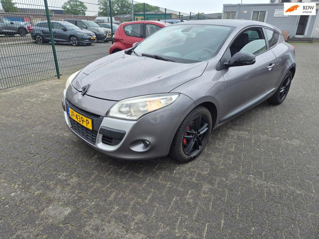 Renault Mégane Coupé Renault Mégane Coupé 1.6 Expression, Voorwielaandrijving, Stof, Gebruikt, 4 cilinders