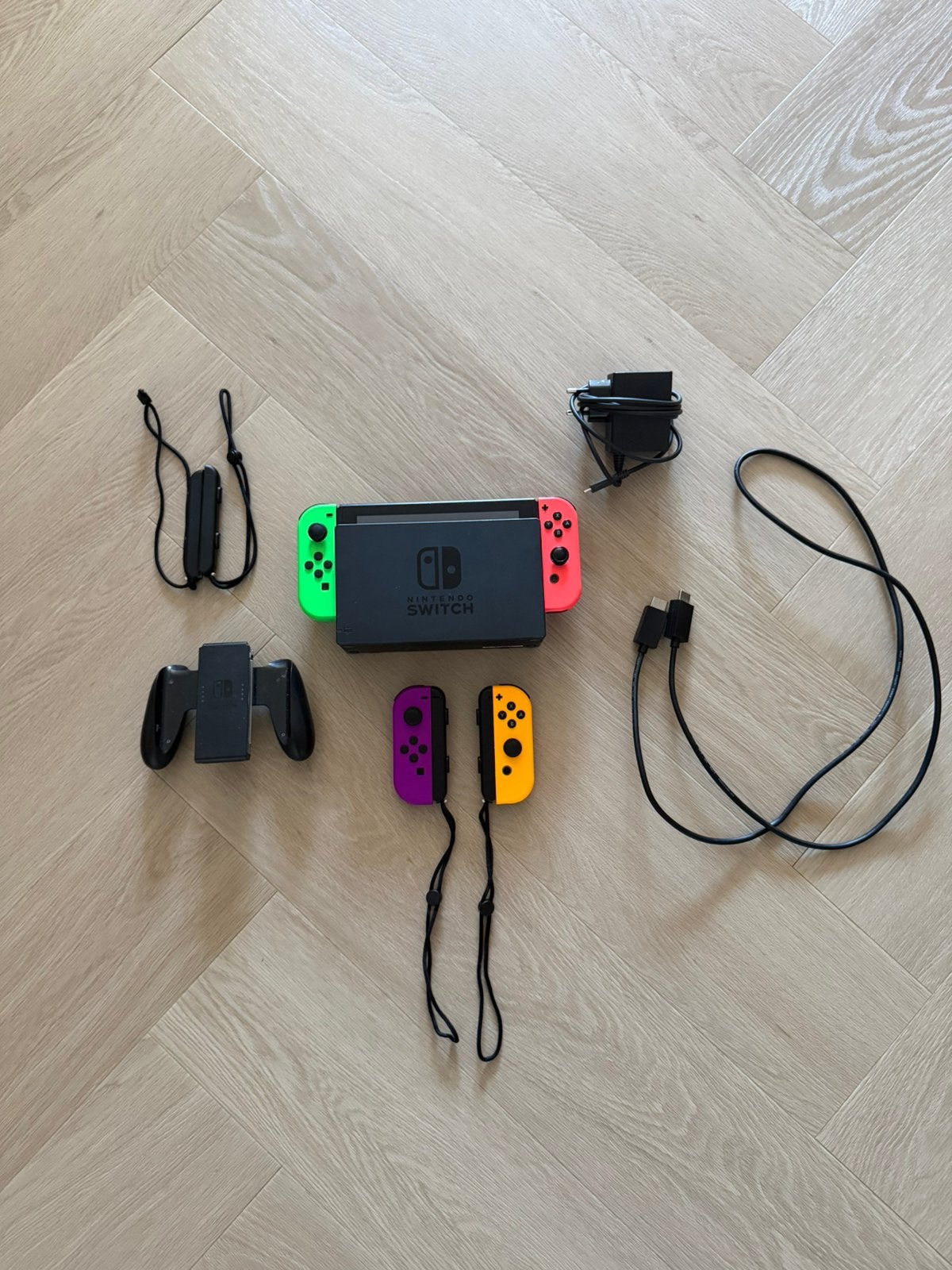 Nintendo Switch V2 compleet + extra Joy-Cons + accessoires, Ophalen, Zo goed als nieuw, Met 2 controllers, Switch 2019 Upgrade