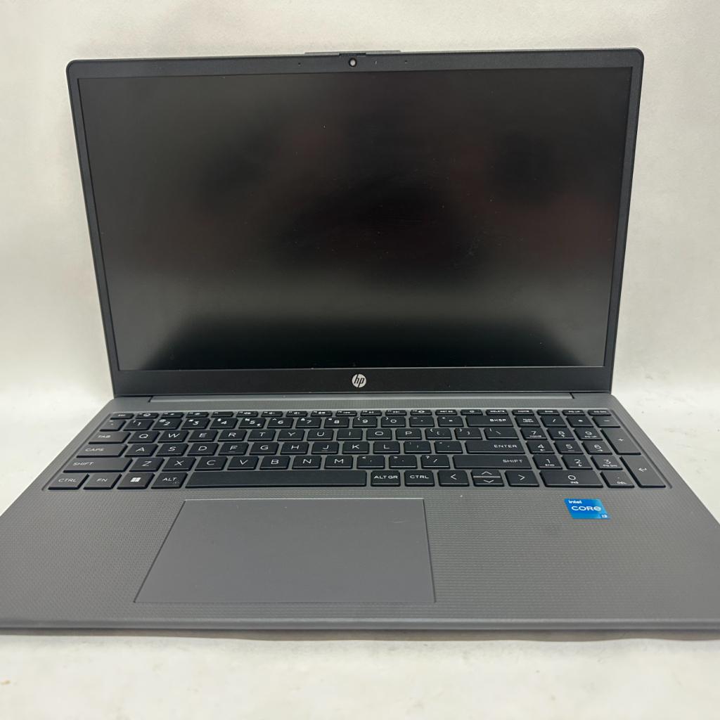 HP 15-fd0130nd 15/i3-1215/8/512/W11, Computers en Software, Windows Laptops, HP, Zo goed als nieuw, Support@hp.com, 1501 Page Mill Road
Palo Alto, CA 94304
USA