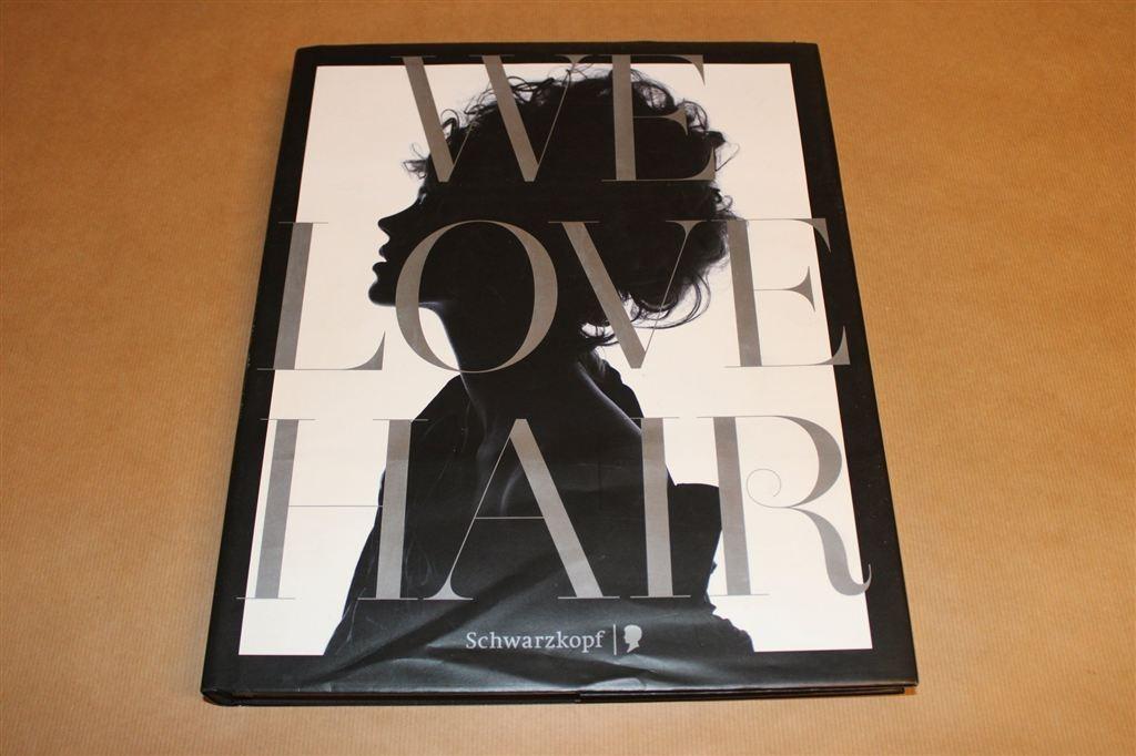 Schwarzkopf We Love Hair — Fotoboek met Karl Lagerfeld, Ophalen of Verzenden, Gelezen, Mode algemeen